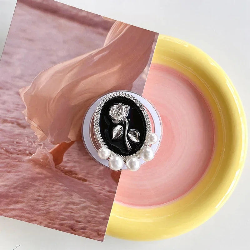 Geometric Love Camellia Magnetic Bracket 12