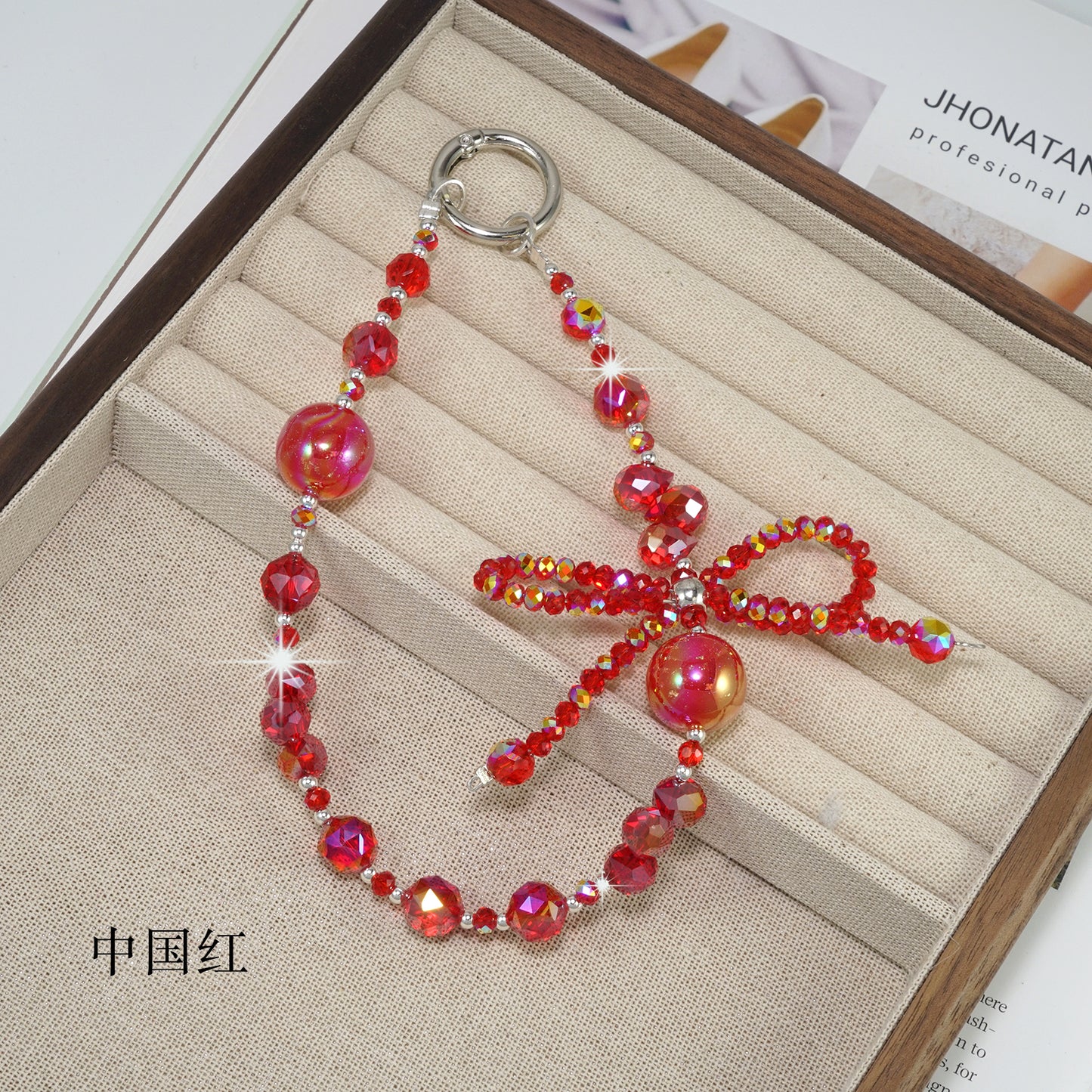 Red starry bowcrystal mobile phone chain