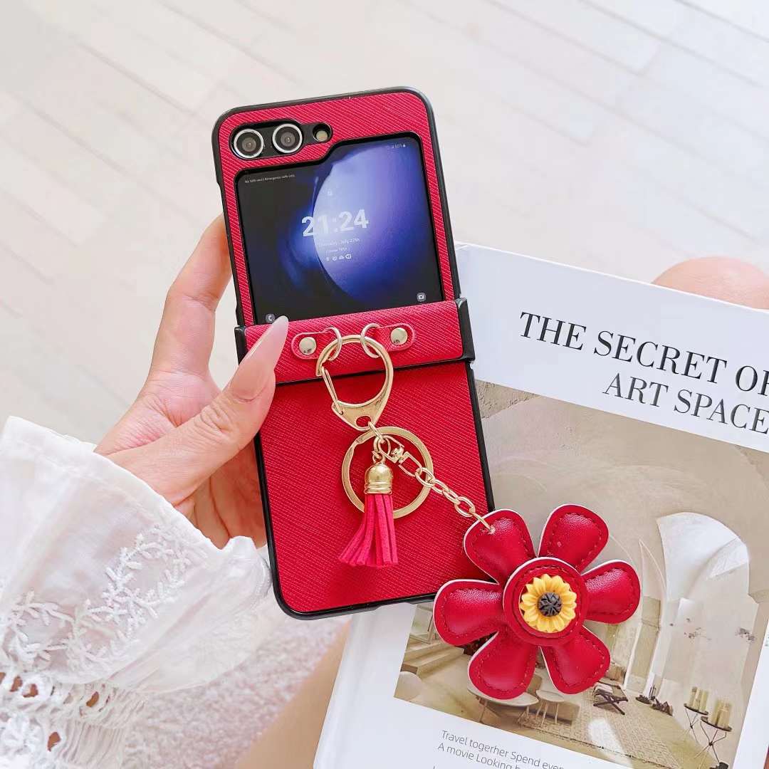 Red Samsung Zflip6three-pieceset