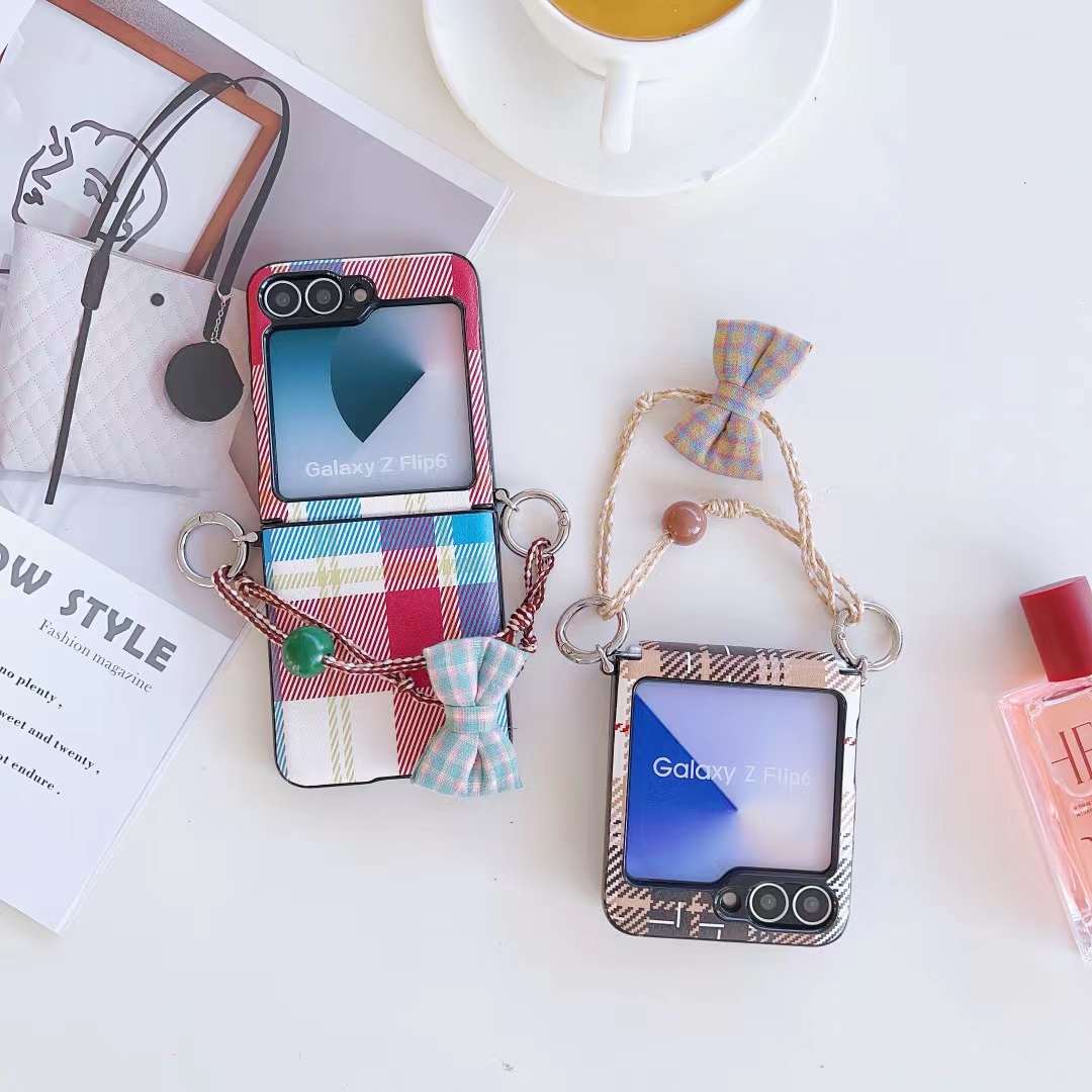 Samsung Zflip 6 side buckle plaid phone case 2