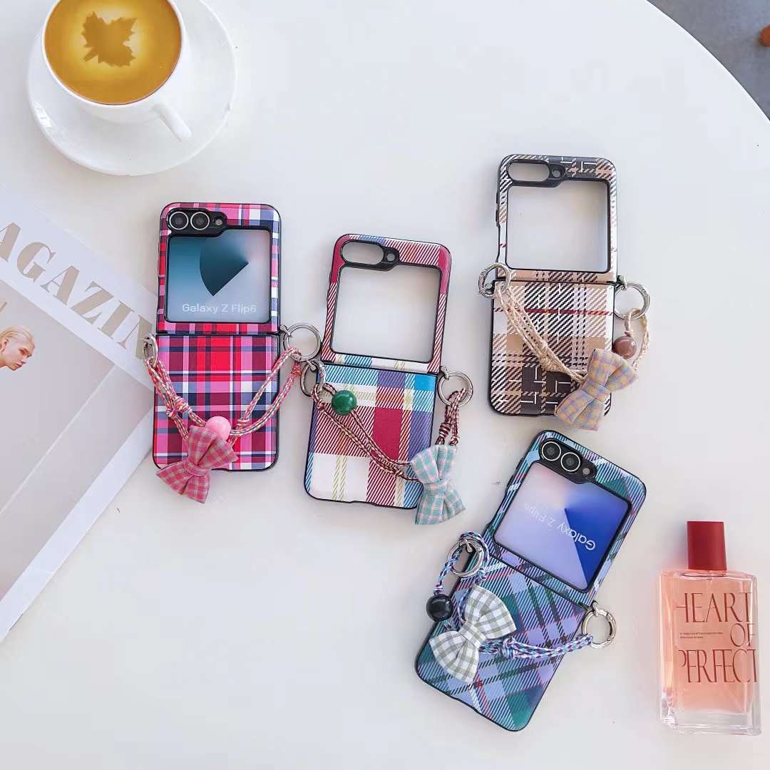 Samsung Zflip6 Side Buckle Lattice Phone Case 1
