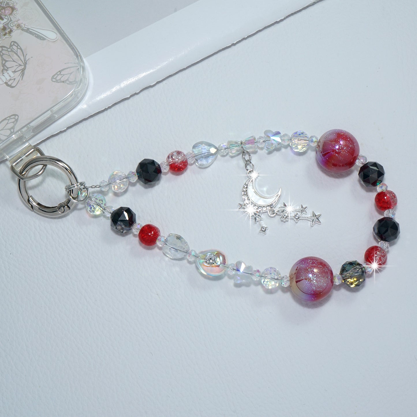 The star and moon crystal mobile phone chain you can't put down